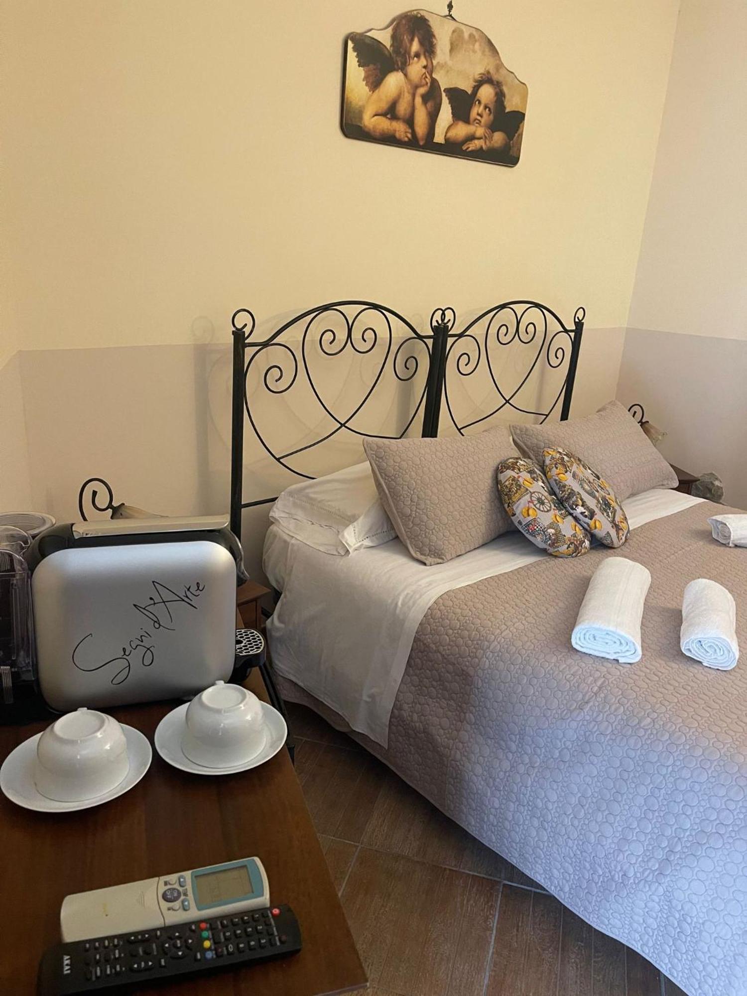 Bed And Relax-Il Maniero Bed & Breakfast Calatabiano Exterior photo